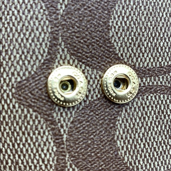 COACH Five Ring Key Case In Signature Canvas - Picture 11 of 16